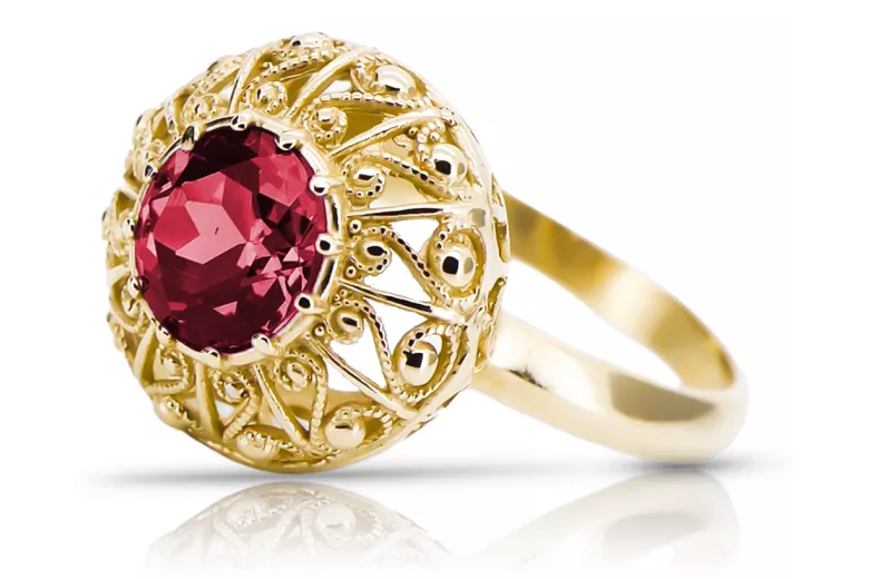 14K Yellow gold Ruby Ring Vintage craft vrc059y